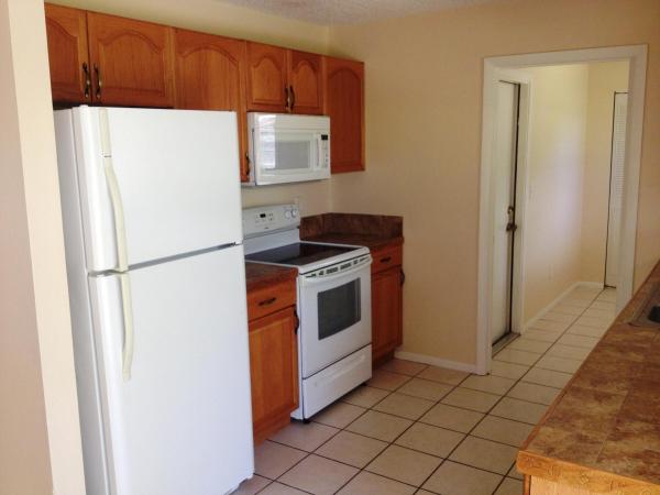 Lakewood Park, 6604 Pensacola Rd, Fort Pierce, Florida 34951, image 1