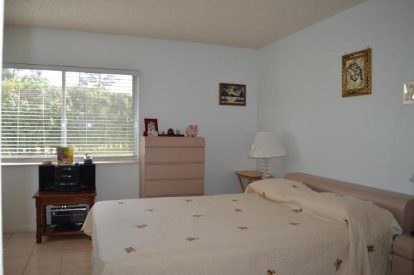 Pine Ridge South 3, 312 Knotty Pine Cir #C-1, Greenacres, Florida 33463, image 2