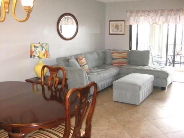 Huntington Towers, 7380 S Oriole Blvd #701, Delray Beach, Florida 33446, image 1