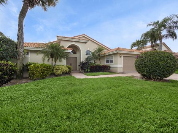 Lakeridge Falls, 7282 Amber Falls Ln, Boynton Beach, Florida 33437, image 1