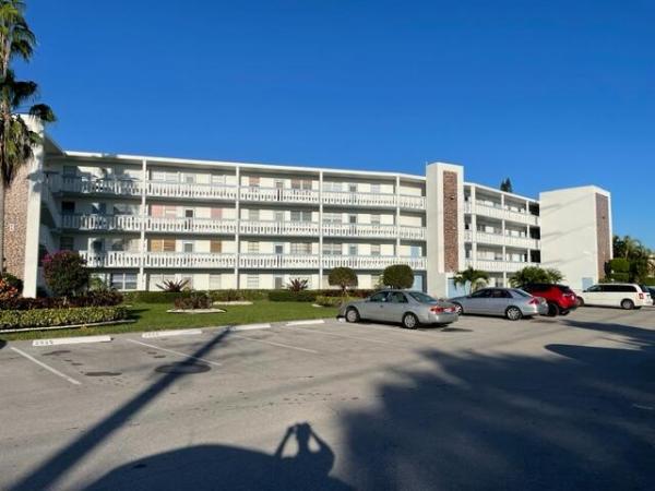 Swansea, 4022 Swansea B, Deerfield Beach, Florida 33442, image 2