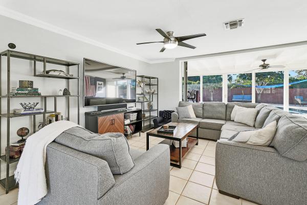 Palm Beach Gardens No HOA, 3698 Daisy Ave, Palm Beach Gardens, Florida 33410, image 1