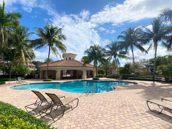 Knollwood, 4367 Star Ruby Blvd, Boynton Beach, Florida 33436, image 2