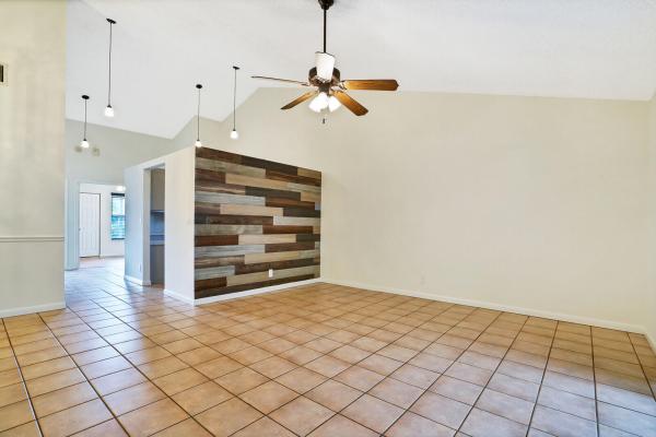 Tara Lakes East, 2 Whitehall Way, Boynton Beach, Florida 33436, image 3