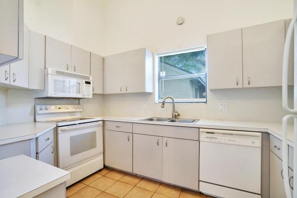 Tara Lakes East, 2 Whitehall Way, Boynton Beach, Florida 33436, image 1