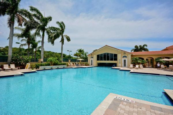 Cascade Lakes, 5340 Wycombe Ave, Boynton Beach, Florida 33437, image 2