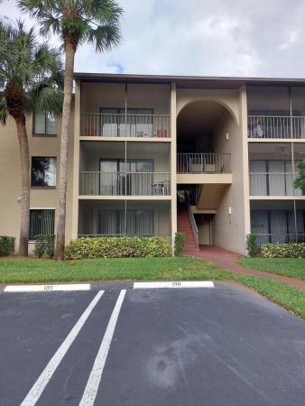 The Charter Club Of Palm Beach, 206 Foxtail Dr #E2, Greenacres, Florida 33415, image 1