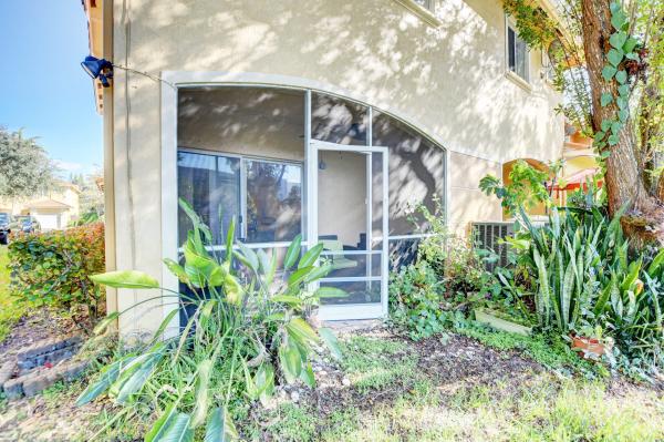 Catalina Place, 6465 Catalina Ln, Tamarac, Florida 33321, image 2