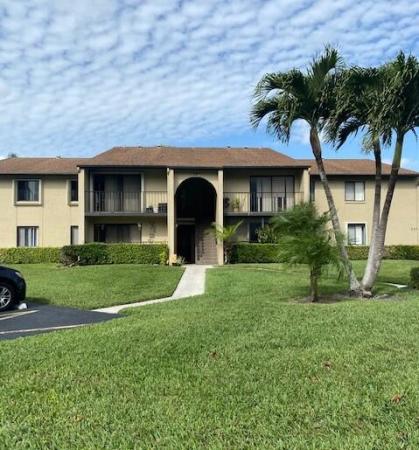 Pine Ridge North 1, 537 Shady Pine Way #D1, Greenacres, Florida 33415, image 1