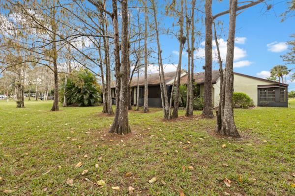Strathmore Gate West, 237 Bald Eagle Ct, Royal Palm Beach, Florida 33411, image 3