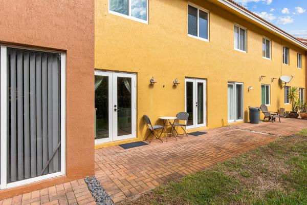 Kensington Place, 324 SE 23rd Ave, Boynton Beach, Florida 33435, image 3