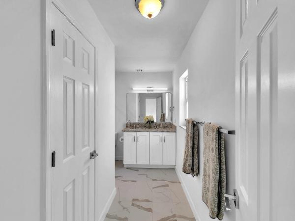 Grayson Heights, 3630 SE 2nd St, Boynton Beach, Florida 33435, image 1