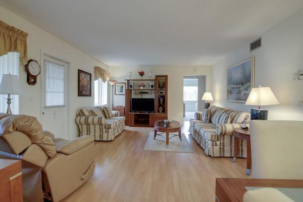 Pine Ridge South 4, 411 Pine Glen Ln #A-2, Greenacres, Florida 33463, image 2