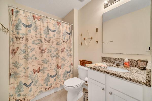 2476 White Poppy Dr, Florida 34747, image 2