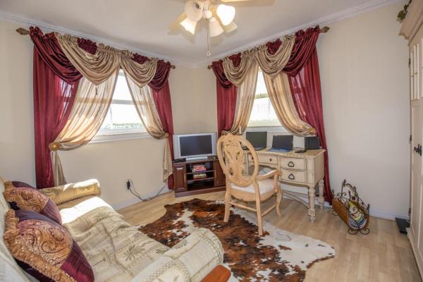 Lake Clarke Gardens, 2615 S Garden Dr S #401, Lake Worth, Florida 33461, image 2