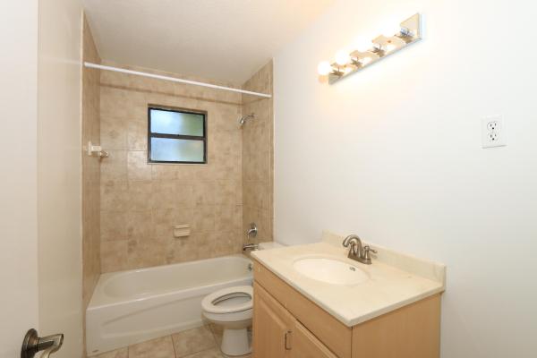 Riverview, 981 SE Candle Ave, Port St. Lucie, Florida 34983, image 2