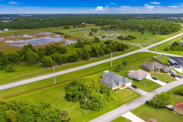 5809 NW Dooley Cir, Port St. Lucie, Florida 34986, image 2