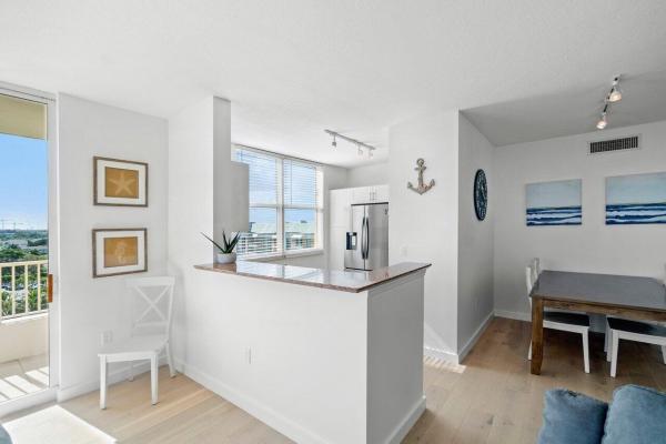 Marina Village At Boynton Beach, 625 Casa Loma Blvd #902, Boynton Beach, Florida 33435, image 2