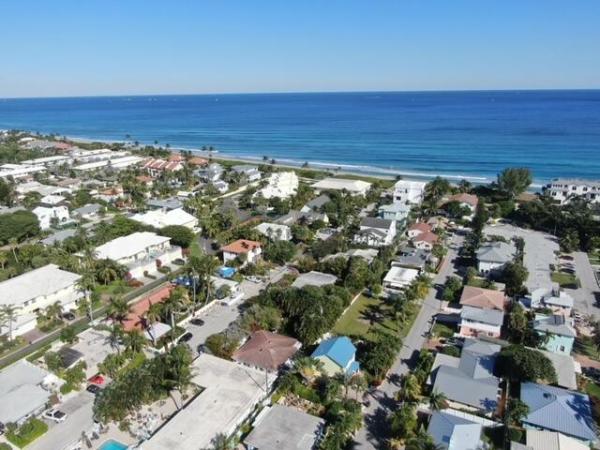 Palm Beach Shore Acres, 14 Tropical Dr #1, Ocean Ridge, Florida 33435, image 1