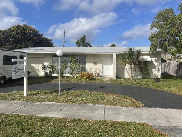 Pompano Golf Estates, 1231 NE 23rd Ct, Pompano Beach, Florida 33064, image 1