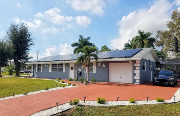 Hidden Oaks, 1201 SW Dalton Ave, Port St. Lucie, Florida 34953, image 2