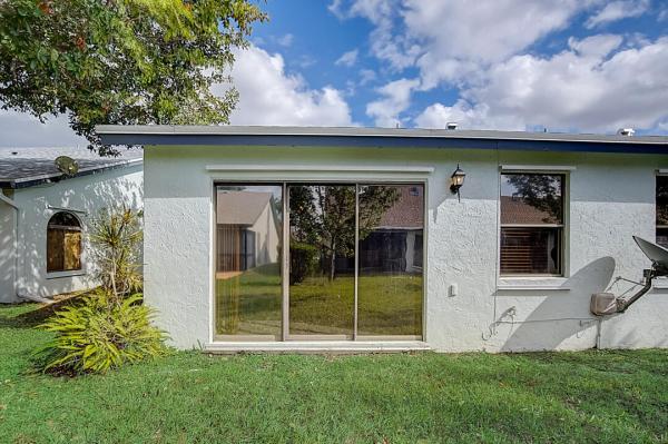 Spring Lake Villas, 8123 NW 100th Ln, Tamarac, Florida 33321, image 1