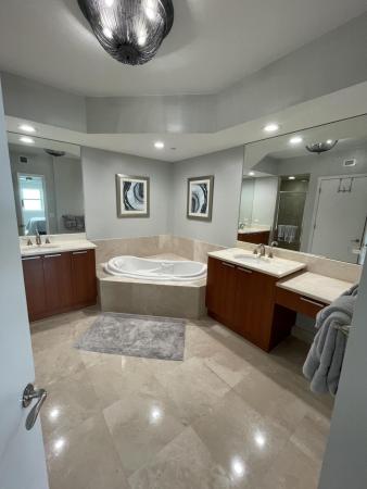 Marina Grande Club & Residences, 2650 Lake Shore Dr #902, Riviera Beach, Florida 33404, image 3