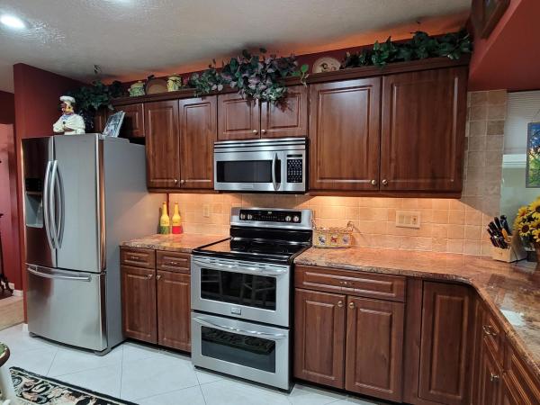 Riverview, 912 SE Candle Ave, Port St. Lucie, Florida 34983, image 2