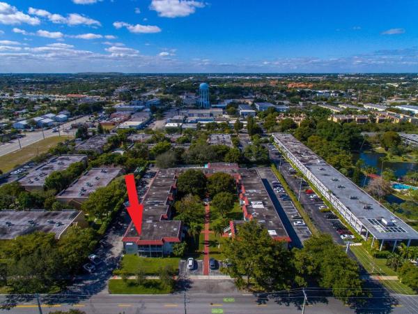 Regis House, 899 SE 2nd Ave #202, Deerfield Beach, Florida 33441, image 1