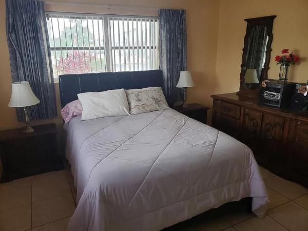 Gately At Cresthaven Townhomes, 2638 Gately Dr E #67, West Palm Beach, Florida 33415, image 2