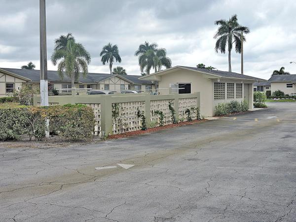 Barkley At Cresthaven Villas, 2620 Barkley Dr E #F, West Palm Beach, Florida 33415, image 1