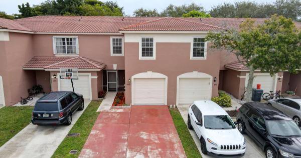 Country Glen At Rivermill, 6952 Mill Brook Pl, Lake Worth, Florida 33463, image 1
