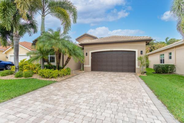 Valencia Cove, 8721 Carmel Mountain Way, Boynton Beach, Florida 33473, image 2