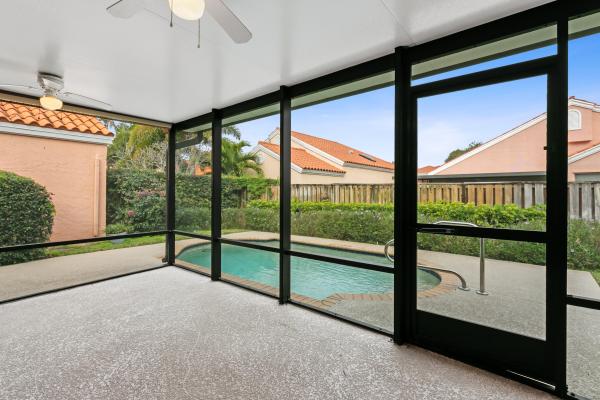 Waterford At Crystal Pointe, 2671 Towle Dr, Palm Beach Gardens, Florida 33410, image 1