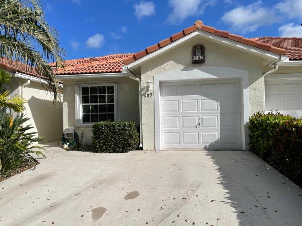 Sierra Vista, 5085 S La Sedona Cir, Delray Beach, Florida 33484, image 1