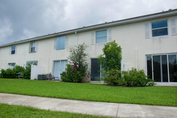 The Charter Club Of Palm Beach, 228 Foxtail Dr #C, Greenacres, Florida 33415, image 2