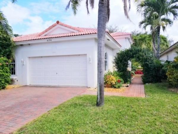 Bluff Harbor, 4194 Sea Mist Way, Wellington, Florida 33449, image 2