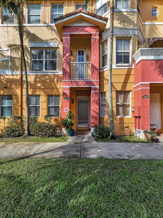 Shoma Townhomes At Royal Palm Beach, 4204 Shoma Dr, Royal Palm Beach, Florida 33414, image 1