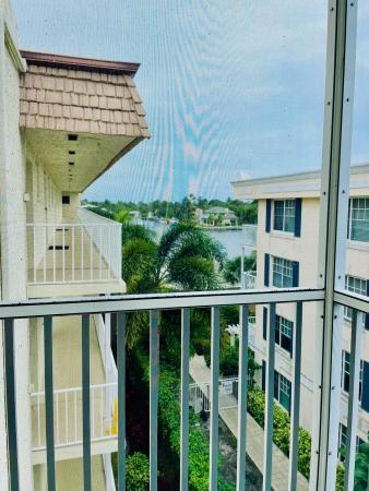 Snug Harbor Gardens, 646 Snug Harbor Dr #H407, Boynton Beach, Florida 33435, image 3