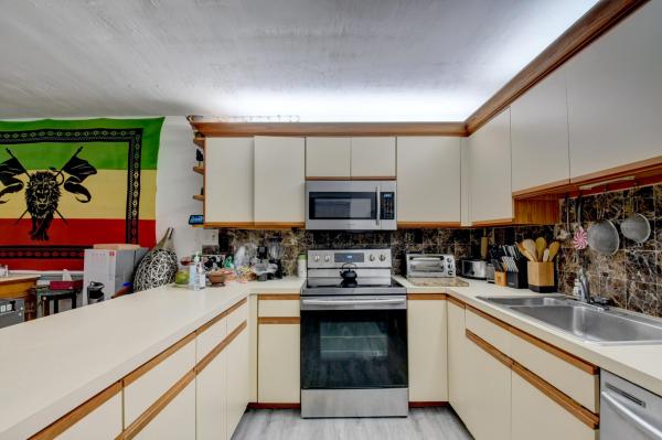 Suburban Pines, 4628 Suburban Pines Dr, Lake Worth, Florida 33463, image 1