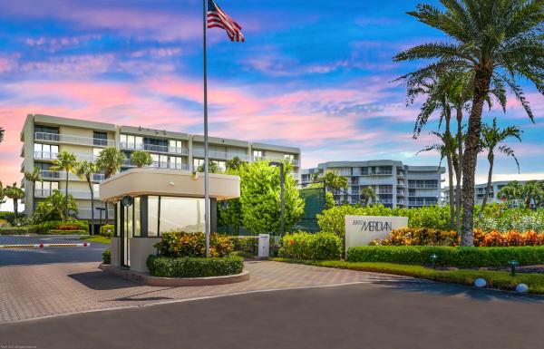 Meridian Of Palm Beach, 3300 S Ocean Blvd, Palm Beach, Florida 33480, image 2