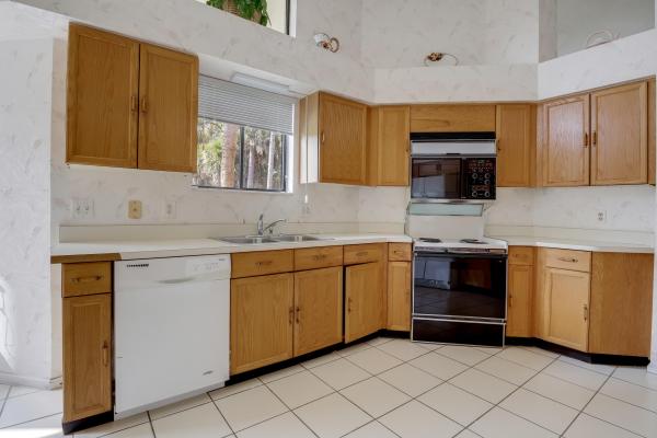 Sand Drift Villas At Breakers West, 1151 Sand Drift Way #A, West Palm Beach, Florida 33411, image 3