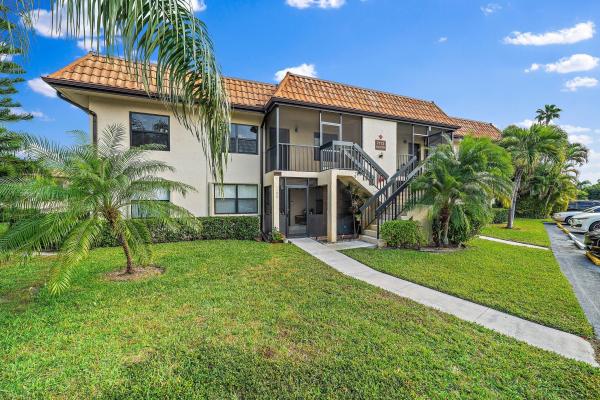 Lucerne Lakes Golf Colony, 7173 Golf Colony Ct #202, Lake Worth, Florida 33467, image 1