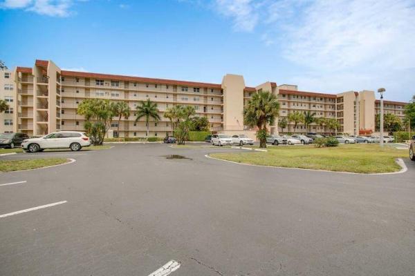 Imperial At Poinciana Place, 3951 Via Poinciana #509, Lake Worth, Florida 33467, image 1