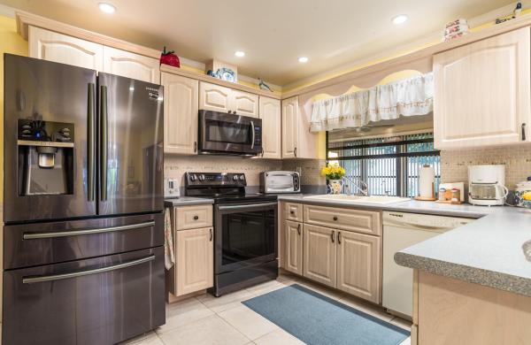 Cloverfield, 7877 Cloverfield Cir, Boca Raton, Florida 33433, image 2