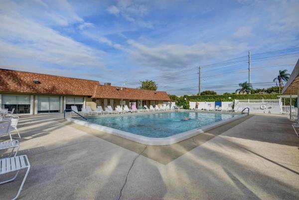 The Pines Of Delray North, 1340 NW 19th Ter #204, Delray Beach, Florida 33445, image 1