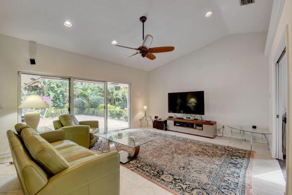 Bonniecrest, 102 NE 16th Ct, Delray Beach, Florida 33444, image 3