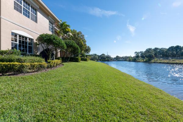 Cielo Townhomes, 4511 Artesa Way, Palm Beach Gardens, Florida 33418, image 1