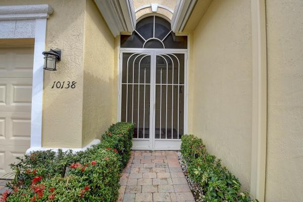 Mizner Falls, 10138 Armani Dr, Boynton Beach, Florida 33437, image 2