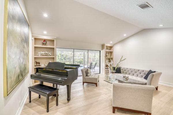 Eastpointe Country Club, 6245 Celadon Ct, Palm Beach Gardens, Florida 33418, image 2